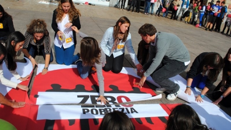 Pobreziarekin amaitzea aldarrikatu dute Untzagan