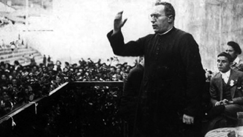 Policarpo Larrañaga apaiza izan du kontuan Antxon Narbaizak Eibar Rebistan