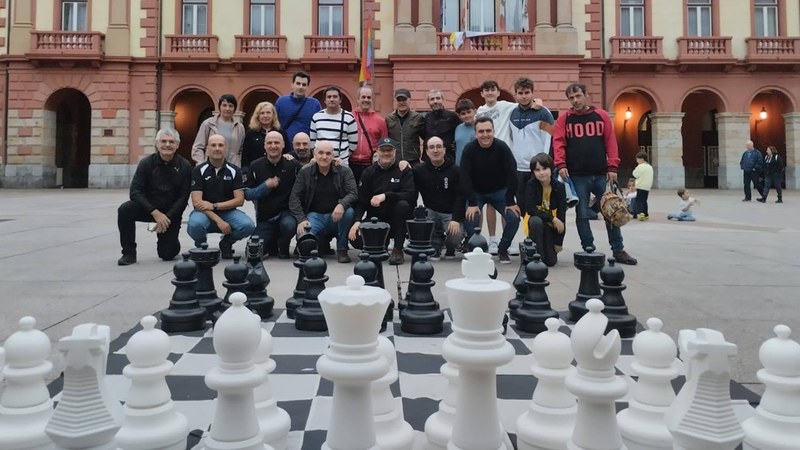 Portugalete garaile Eibarko Hiria Jose Mari Kruzetaren omenezko 38. Xake Txapelketan