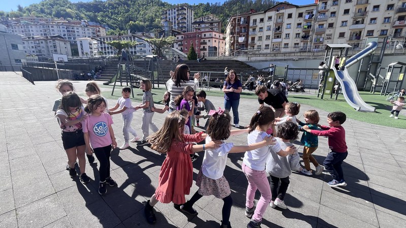 Primerako giroa Torrekuako Barixakuak Jolasian saioan