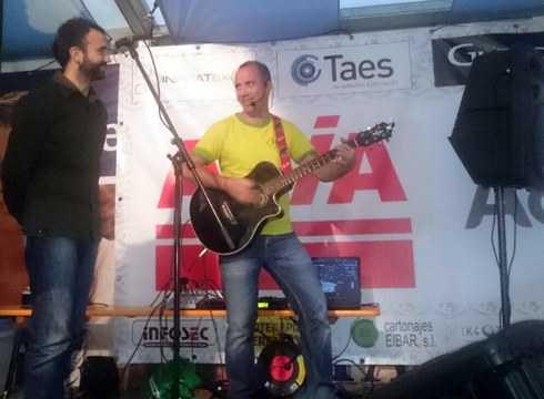 Primeran, munduko musika eta garagardoekin gozatzen