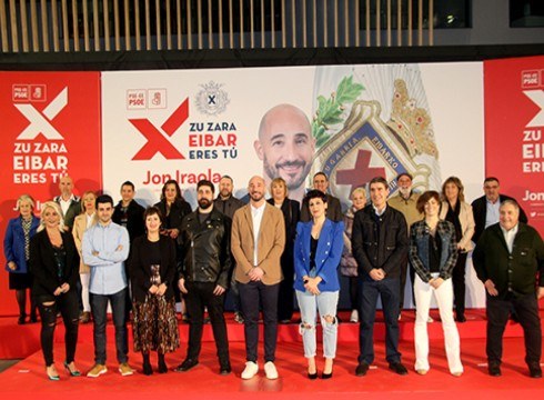 PSE-EEk "Eibarrekin konprometitutako talde berritu eta plurala" aurkeztuko du udal hauteskundeetara