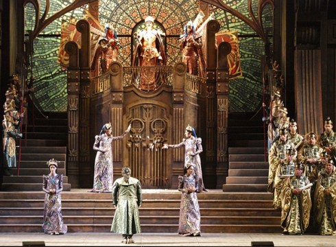 Puccini-ren "Turandot" operaren proiekzioa Coliseoan