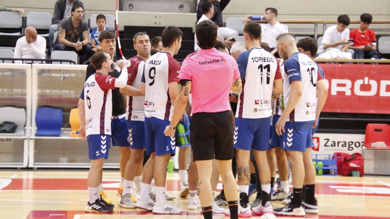 Puntu bakarra eskuratu zuten Mek Eskubaloiko talde nagusiek asteburuan