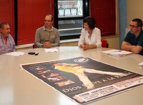 Queen-i eskainitako tributo bandaren kontzertua antolatu dute azarorako