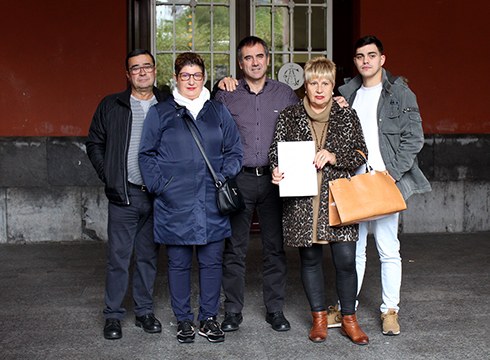 Rakel Lopez Airas eta Markel semearen hiltzaileari "zigorrik gogorrena" ezarri diote