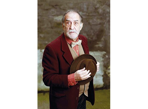 Ramon Barea, aktorea: “Paradoxikoa izan daiteke, baina lotsak eraman ninduen antzerkira”