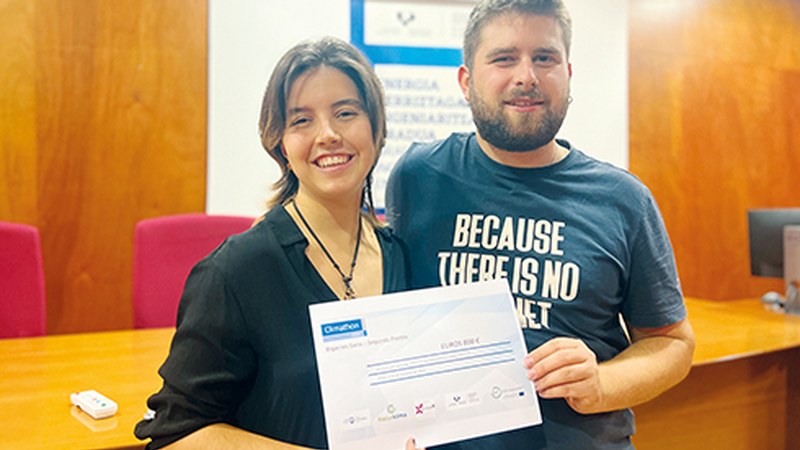 Raquel Riera eta Danel De Prado: “Energia-komunitateen inguruan potentzial handia du Eibarrek”