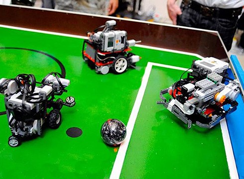 Robotika eta bideojokoen inguruko bigarren tailerrerako lekua dago oraindik