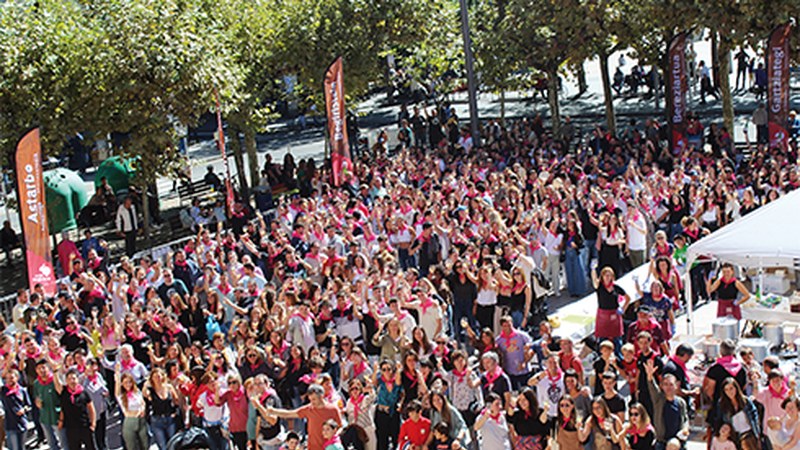 Sagardo Eguna euskaraz dastatuko dugu bihar