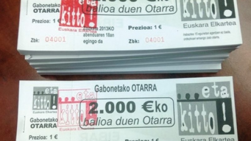 Sagardo Egunean koko-jantziak umeendako eta Gabonetako otarrerako boletoak