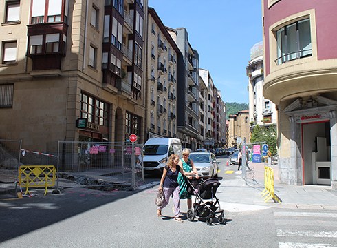 San Agustin kalea trafikoarentzat itxiko dute bihartik aurrera