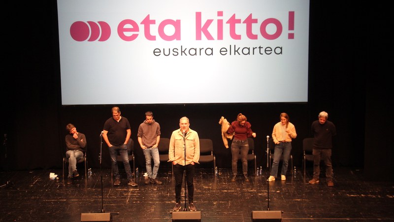 San Andres Bertso Jaialdirako zozketa egin dugu