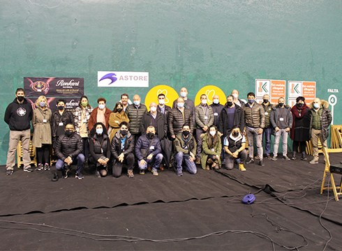 San Andres Eibarko Ostalaritza Elkartea aurkeztu zen atzo