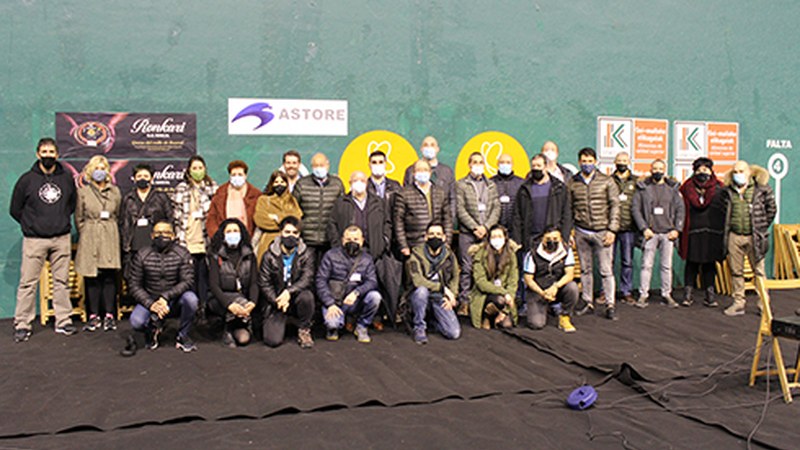 San Andres Eibarko Ostalaritza Elkartea aurkeztu zen atzo