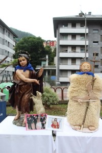 San Andres gerontologikoan ere hasi dira Sanjuanak ospatzen