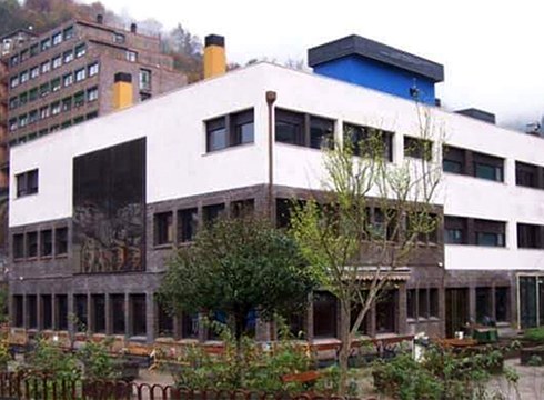 San Andres gerontologikoko enpresa-batzordeak aurreikuspen eta baliabide falta salatu du