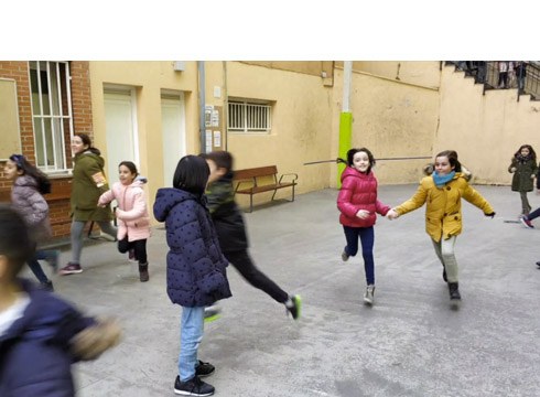 San Andres ikastetxekoekin `Biko katea´ jolasa ikasi dugu