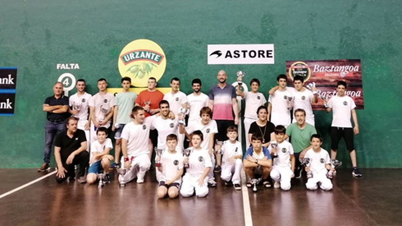 San Juan pilota txapelketako bost finalak jokatu ziren zapatuan Astelenan