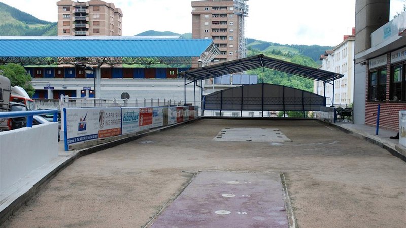 San Kristobal ospatzeko jarduerak egingo dituzte Ipuruako bolatokian