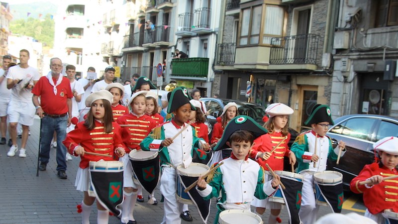 Sanjuanetarako danborrak berotzen