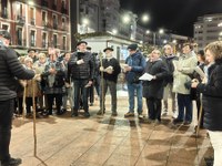Santa Agedaren omenezko bi kalejira egin ziren atzo arratsaldean, Eibarko Musika Eskolaren ekimenez