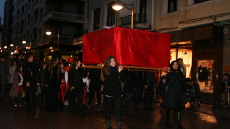 Sardinak euripean esan die agur Aratosteei