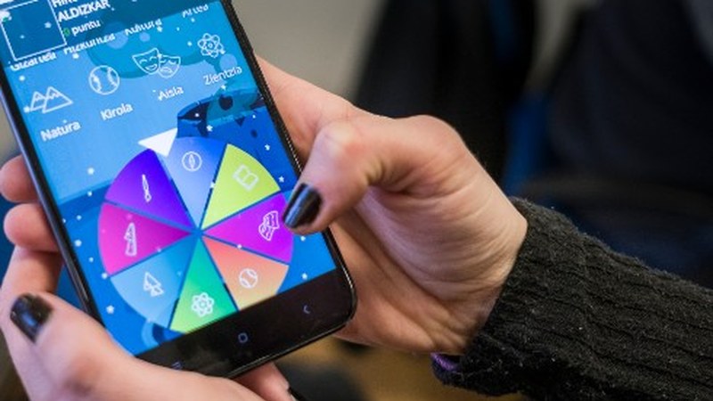 Sare sozialetan euskaraz eta seguru jarduteko ikastaroa antolatu du ...eta kitto!-k berbalagunentzat