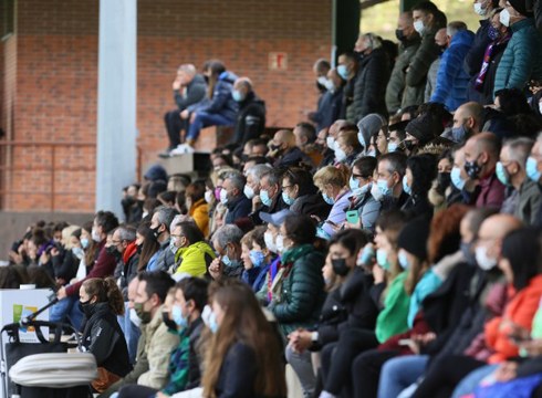 Sarrera doan larunbatean Unben jokatuko den emakumezkoen partidarako Sarrera doan larunbatean Unben jokatuko den emakumezkoen partidarako