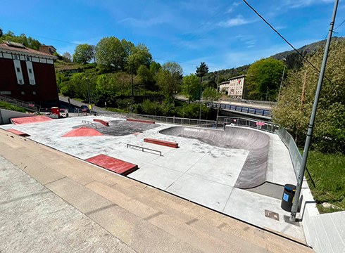 Sautsiko skate-pista berria zabalik dago