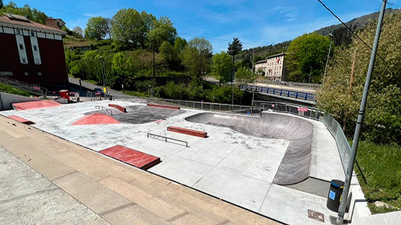 Sautsiko skate-pista berria zabalik dago