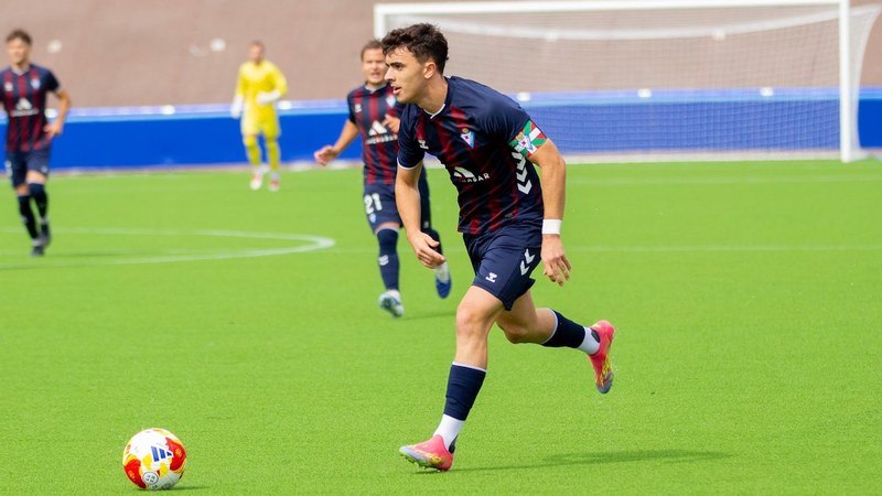 SD Eibar B-k deskontuan irauli zuen markagailua Alfarori irabazteko