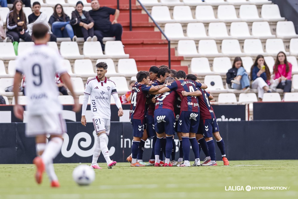 SD Eibar da Hypermotion Ligako lider berria