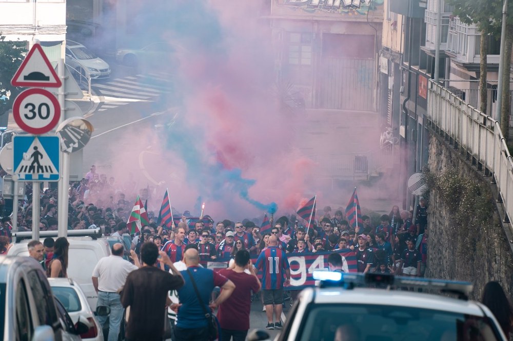 SD Eibar-ek azken unera arte borrokatuko du play-offean sartzeko