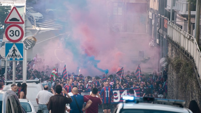 SD Eibar-ek azken unera arte borrokatuko du play-offean sartzeko