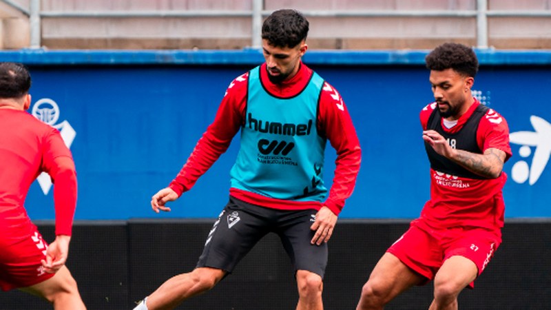 SD Eibar-ek domekako Teneriferen aurkako partidua prestatzen hasi da