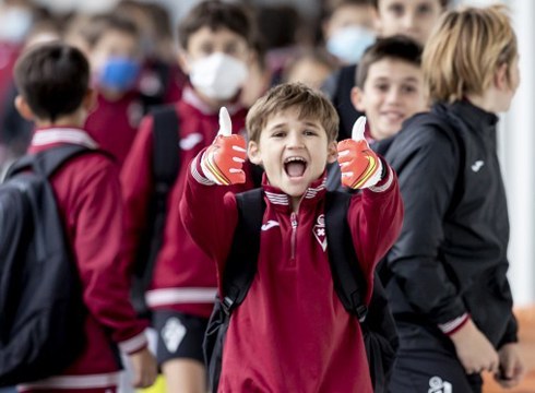 SD Eibar-en Futbol Eskolan izena emateko epea zabaldu dute