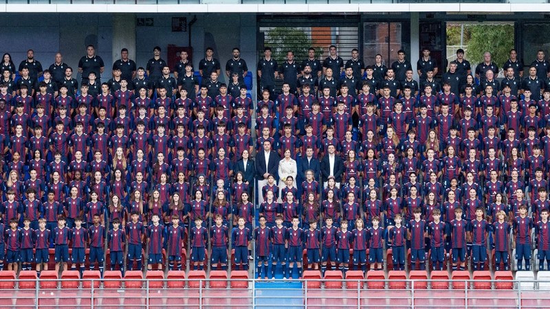 SD Eibar-en harrobiaren aurkezpena egin zuten atzo, Ipuruan