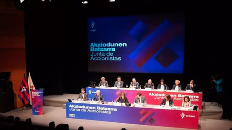 SD Eibar-en webgunean dago eskuragarri Akziodunen Batzarraren dokumentazio guztia