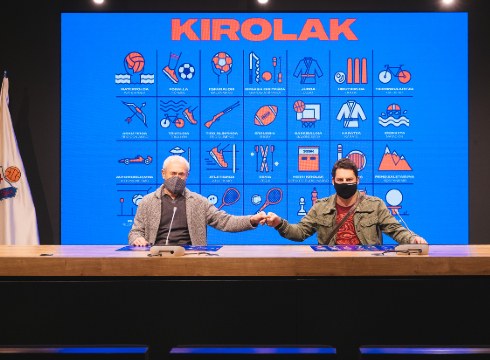 SD Eibar Fundazioak eta ...eta kitto! Euskara Elkarteak euskara sustatzeko kirol posterrak aurkeztu zituzten asteartean