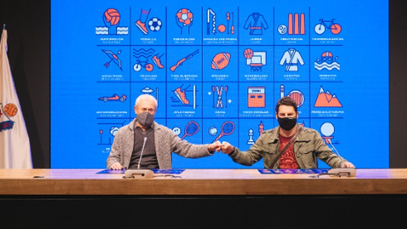 SD Eibar Fundazioak eta ...eta kitto! Euskara Elkarteak euskara sustatzeko kirol posterrak aurkeztu zituzten asteartean