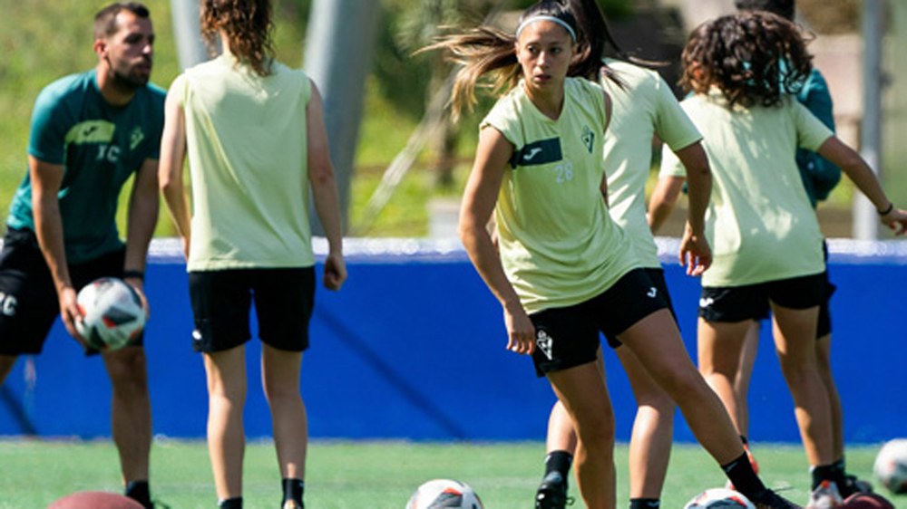 SD Eibarko emakumeen lehen taldeak etxean jokatuko du berriro