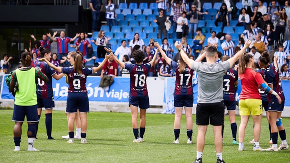 SD Eibarko emakumezkoen azken partiduan 11 kamiseta banatuko dituzte