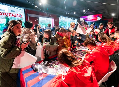 SD Eibarko jokalari berriak bihar zaletuekin izango dira argazki eta sinadura saioan