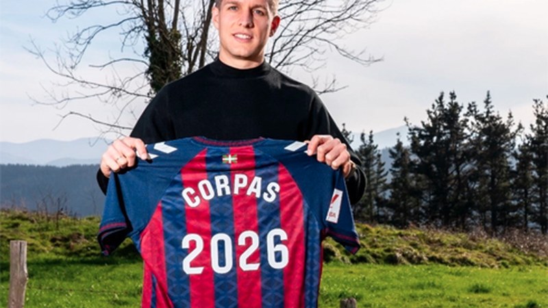 SD Eibarko Jose Corpas ere armagina izango da 2026ra arte