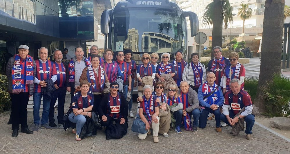 SD Eibarrek hutsean berdindu du Cadizen hainbat zaletu armaginen aurrean