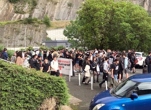 “Selektibitateari ez” esan diote Eibarko hainbat ikaslek