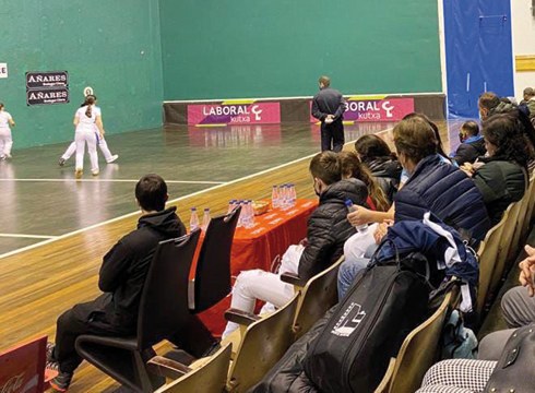 Senior mailako hiru partidu hartuko ditu Astelenak gaur arratsaldean