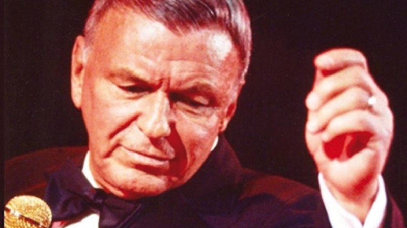 Sinatrari buruzko dokumentala eta erakusketa Untzagan