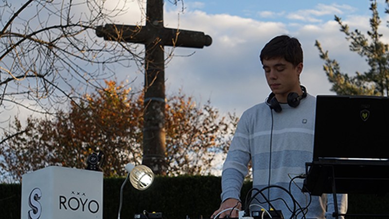 Artistei laguntza emateko sortutako taldea: SOBA kultur elkartea